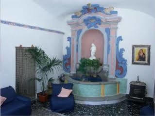 住宿与早餐Dimora Carlo Iii 2*